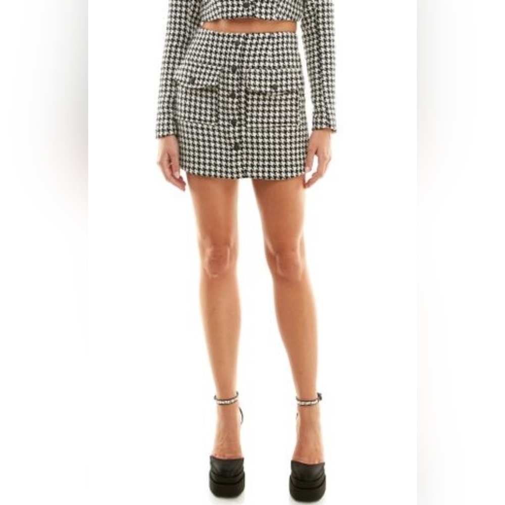 NWOT WAYF MINI Check Skirt size M